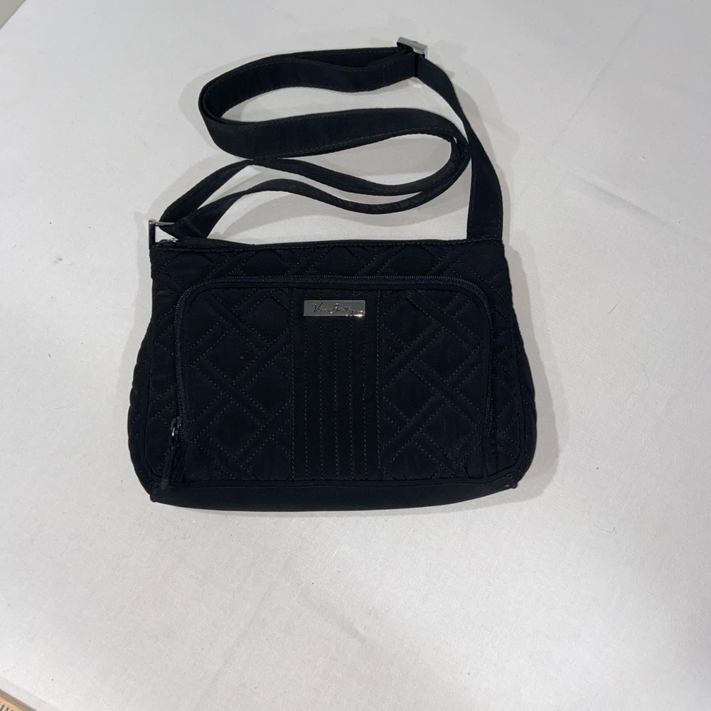 Vera Bradley Black Quilted Crossbody • Mini Hipster